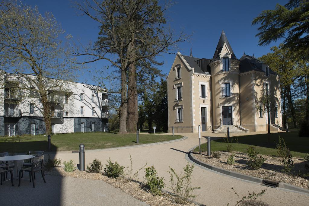 Domitys Le Chateau Des Plans Parthenay Bagian luar foto